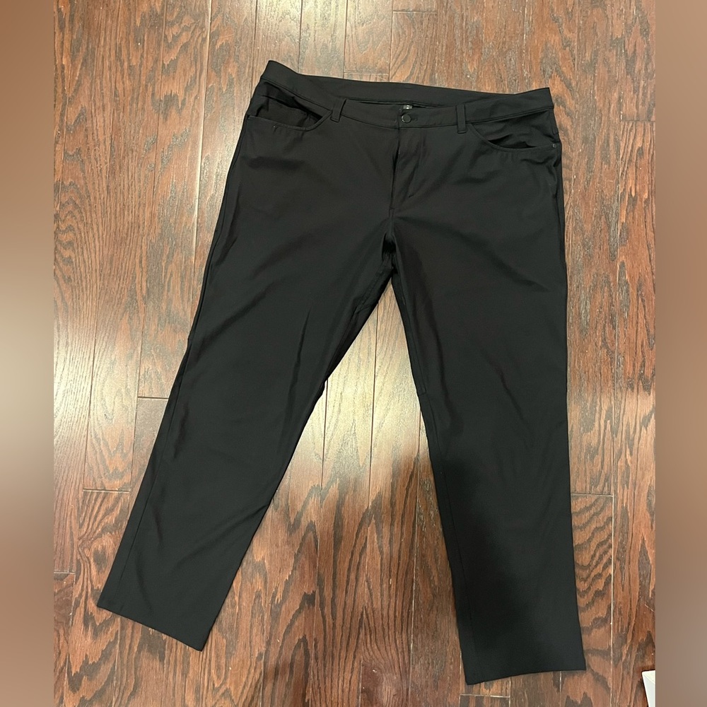 Men’s Lululemon Athletic ABC Classic Fit